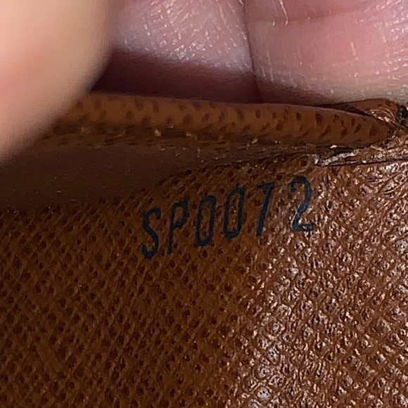 LV Timeless Monogram Medium Wallet 💖🌷 - Picture 10 of 16